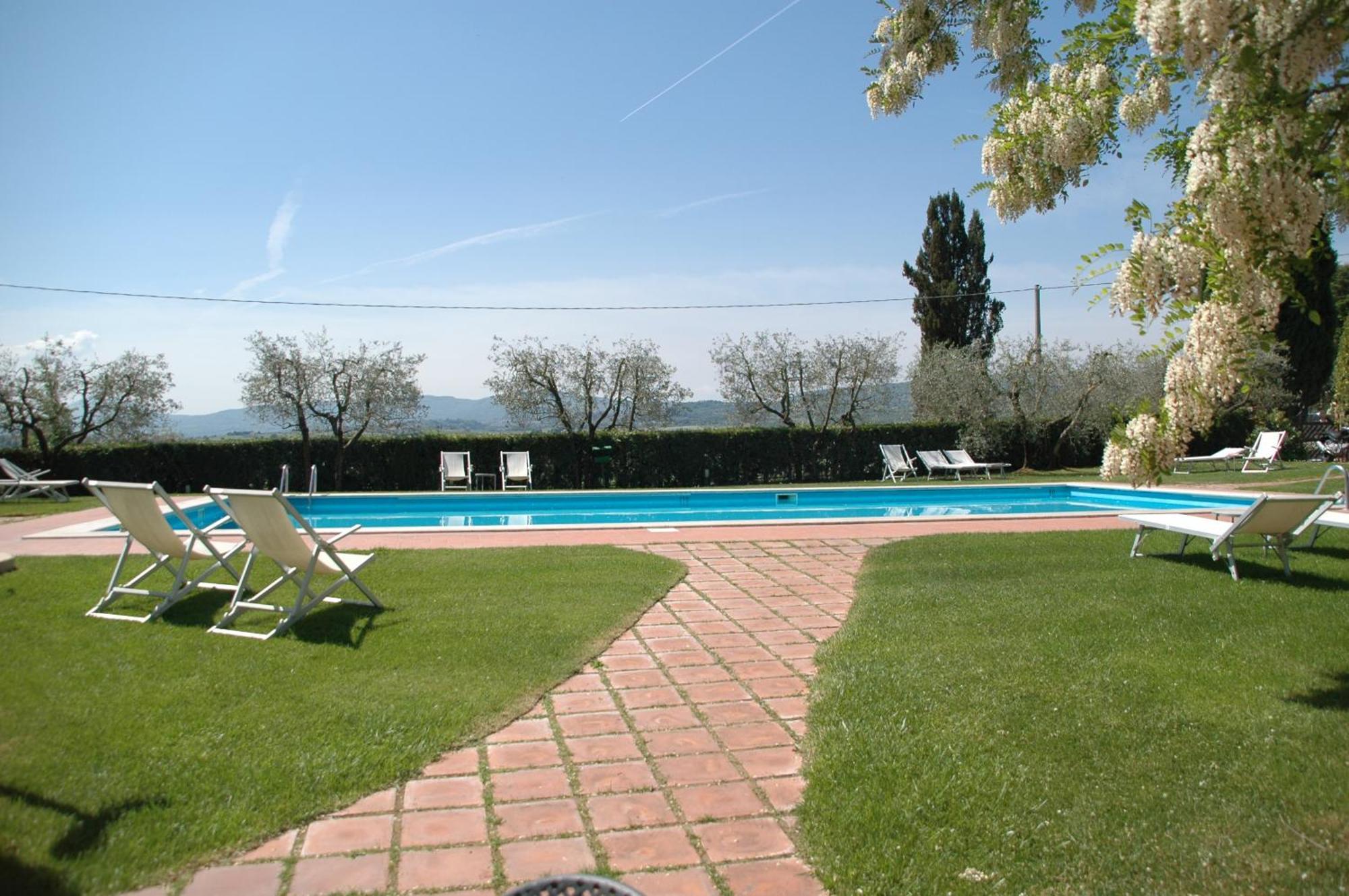 דירות Acquaviva  La Casa Delle Querce מראה חיצוני תמונה