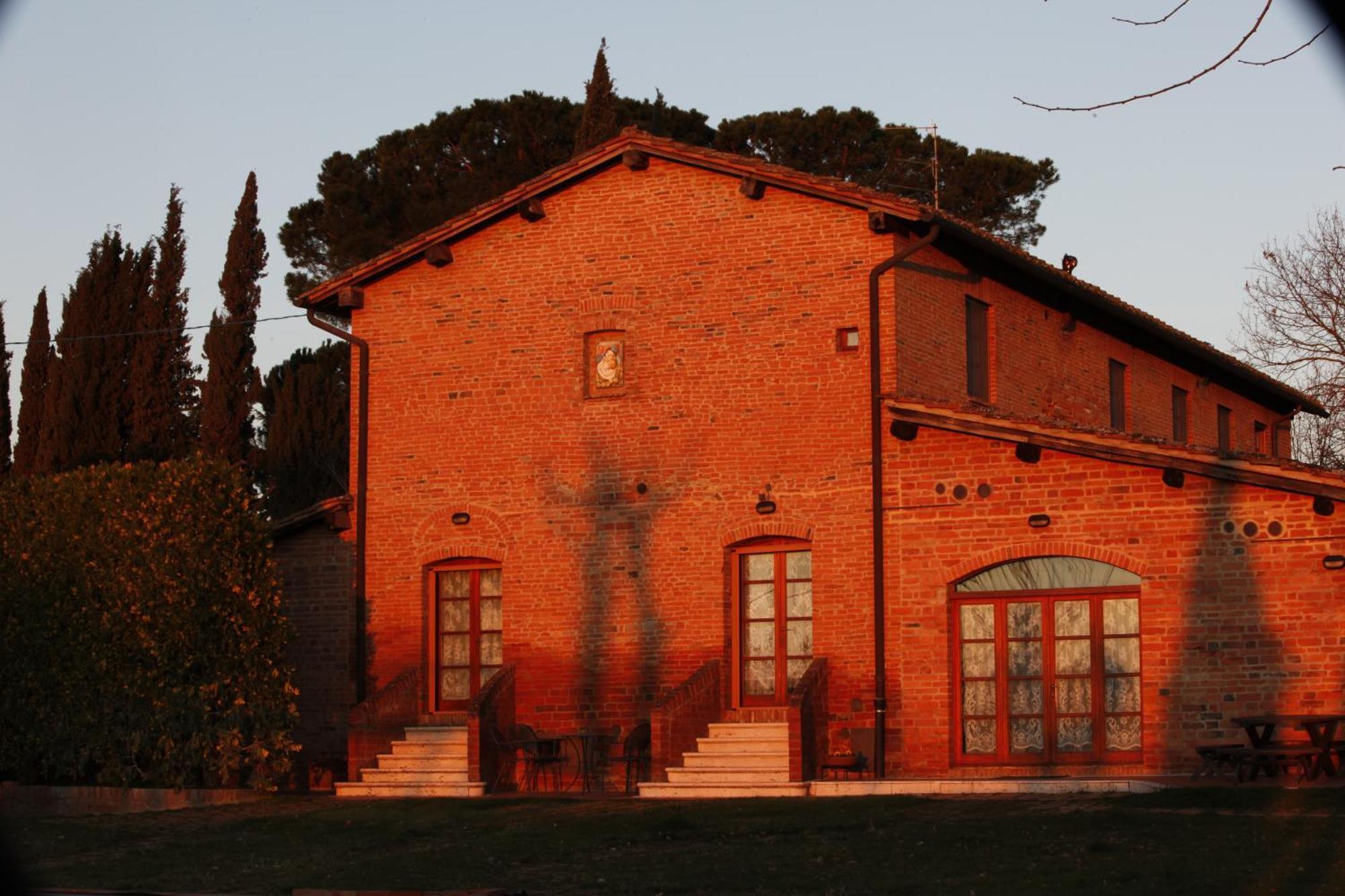 דירות Acquaviva  La Casa Delle Querce מראה חיצוני תמונה