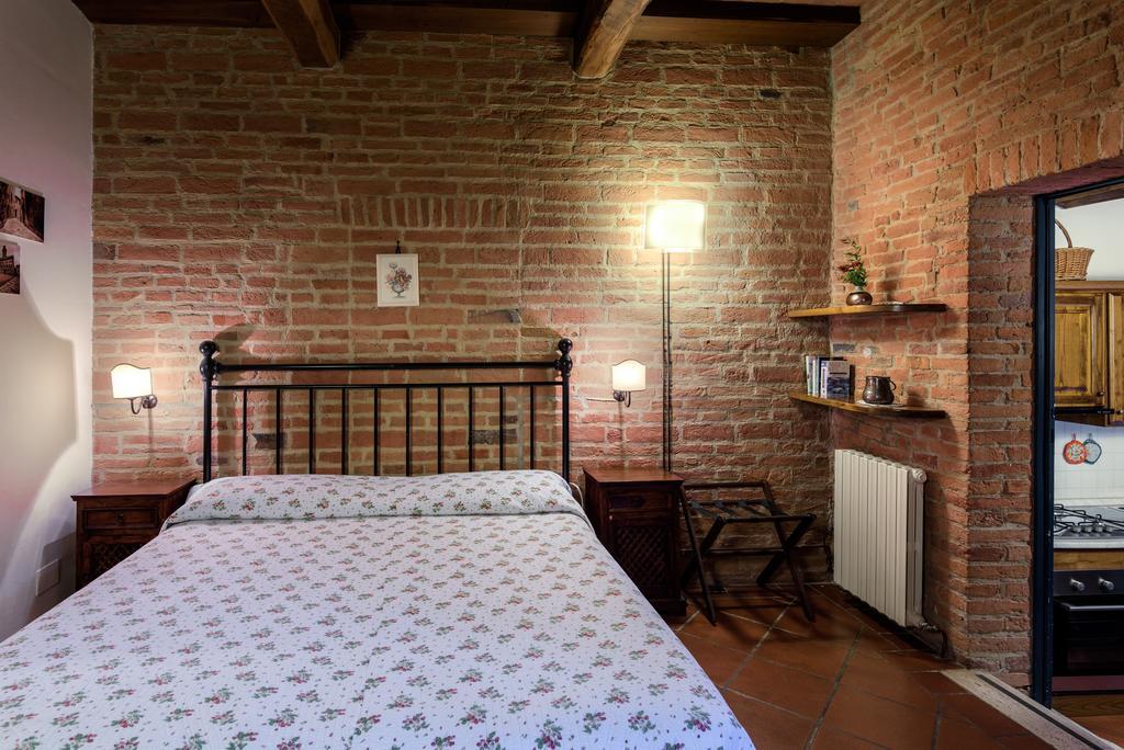 דירות Acquaviva  La Casa Delle Querce מראה חיצוני תמונה